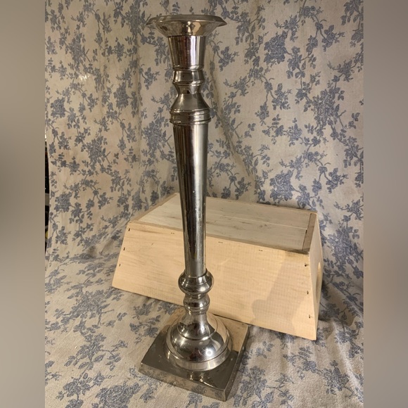 VTG 16" Tall Silver Candlestick with Square Base 2.5lbs - Picture 2 of 10